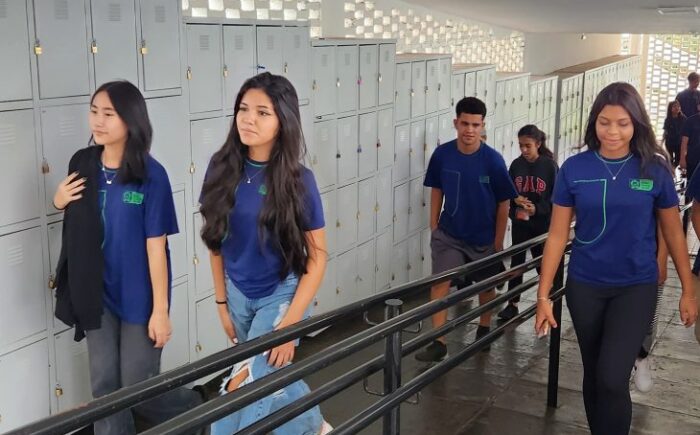 Mais de 190 mil estudantes da Rede Estadual de Ensino retornam as aulas na segunda-feira