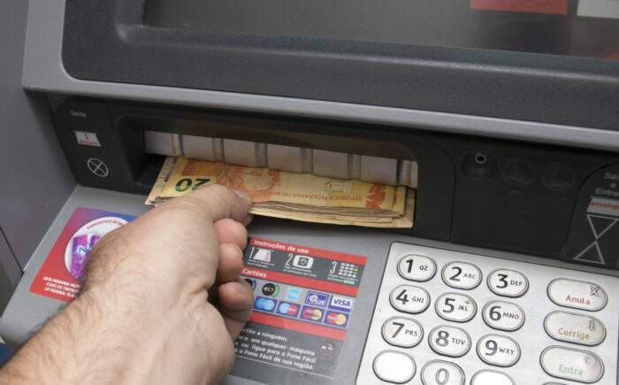 Salário dos servidores públicos municipais está disponível nesta quarta-feira