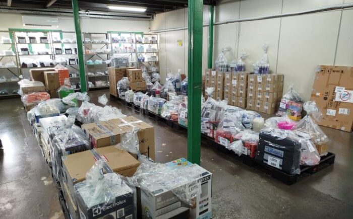 Leilão da Sefaz oferece 400 lotes com eletrônicos, vestuário e diversos itens a partir de R$ 200