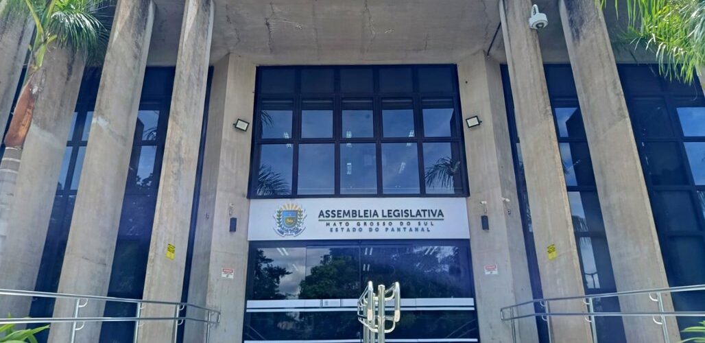 Assembleia Legislativa vota reconhecimento de entidade social de Costa Rica e denominação de rodovia estadual