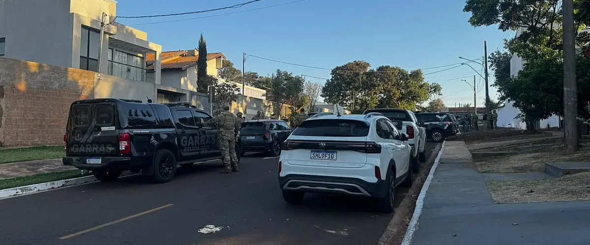 Influenciador Eduardo Razuk e irmão são presos em operação da Polícia Civil contra lavagem de dinheiro em Campo Grande